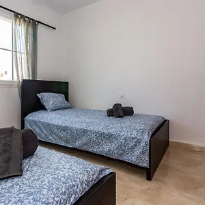 Apartamento Bright 5 Minutes Walking From The Beach, Tías